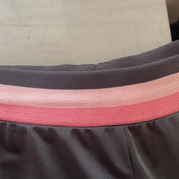 Puma joggers sweat pants jacket tops Set size Small gray pink very classy Rare - Picture 10 of 10